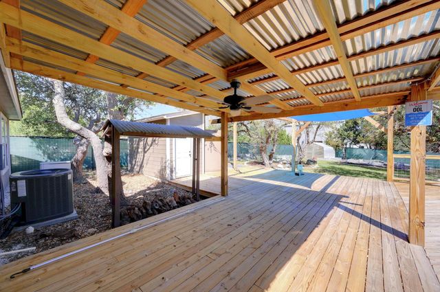 141 Arnold DR, Canyon Lake, TX 78133