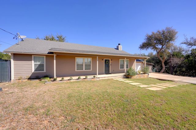 141 Arnold DR, Canyon Lake, TX 78133