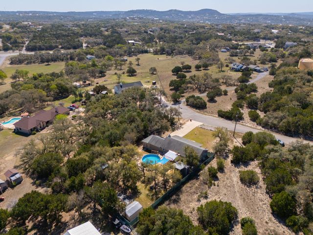 141 Arnold DR, Canyon Lake, TX 78133