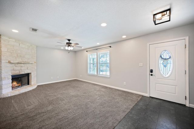 141 Arnold DR, Canyon Lake, TX 78133