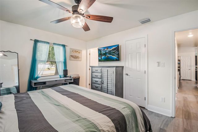 2 S LAVON AVENUE, Kissimmee, FL 34741