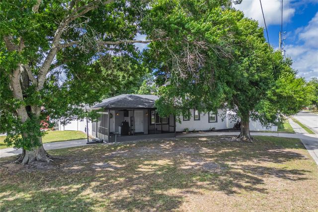 2 S LAVON AVENUE, Kissimmee, FL 34741