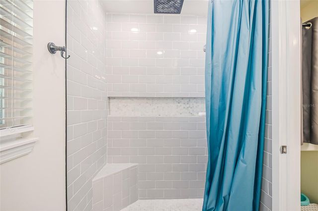 2 S LAVON AVENUE, Kissimmee, FL 34741