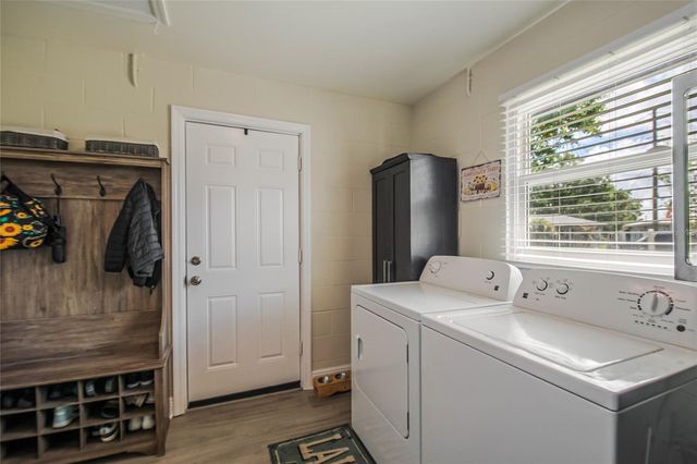 2 S LAVON AVENUE, Kissimmee, FL 34741