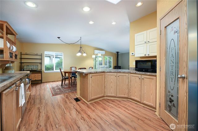 18927 Routon Lane, Burlington, WA 98223