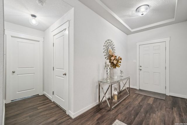 3834 Glenloch Way, Converse, TX 78109