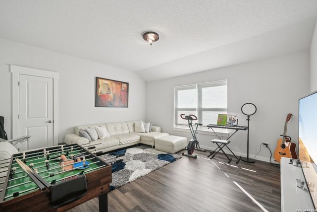 3834 Glenloch Way, Converse, TX 78109