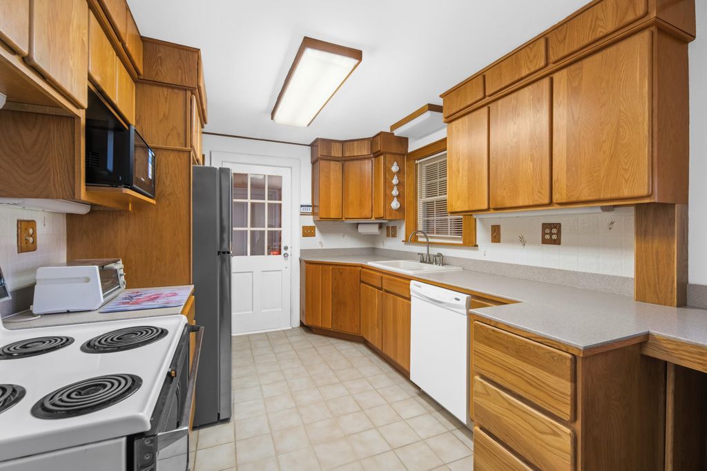 66 Graham Street, Biddeford, ME 04005 — photo 3