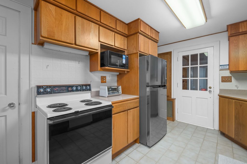 66 Graham Street, Biddeford, ME 04005 — photo 4