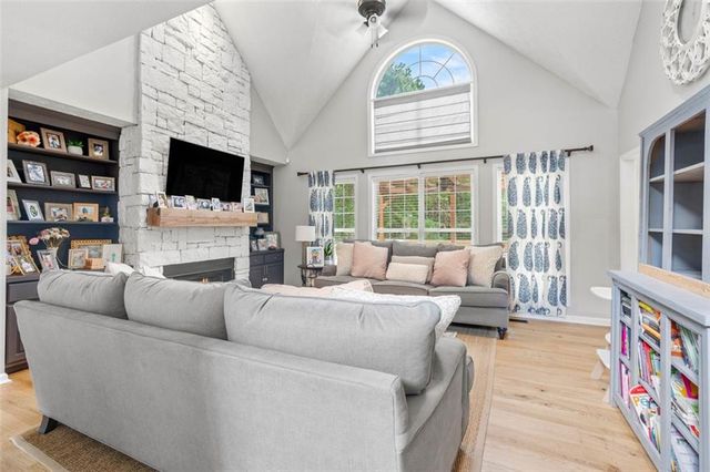 100 Valley Brook Drive, Dawsonville, GA 30534