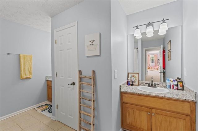 100 Valley Brook Drive, Dawsonville, GA 30534