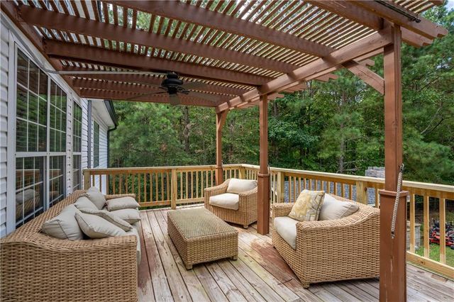 100 Valley Brook Drive, Dawsonville, GA 30534