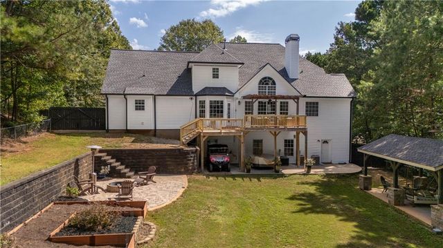 100 Valley Brook Drive, Dawsonville, GA 30534