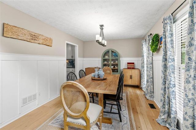 100 Valley Brook Drive, Dawsonville, GA 30534