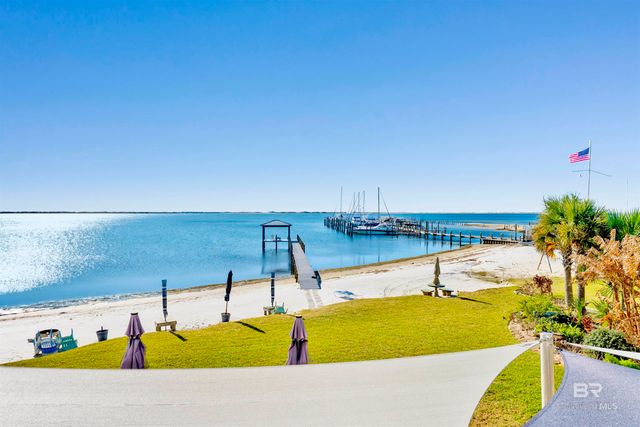 10641 Gulf Beach Highway D, Pensacola, FL 32507