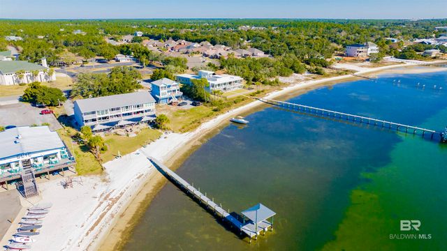 10641 Gulf Beach Highway D, Pensacola, FL 32507