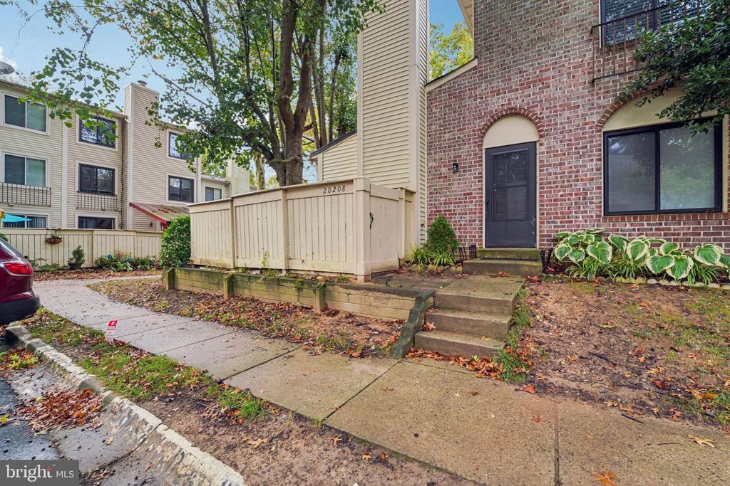 20208 SPRING HAVEN CT, Montgomery Village, MD 20886