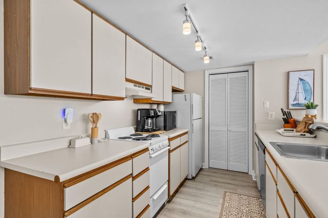 5905 South Kings Hwy. 6114 D, Myrtle Beach, SC 29575