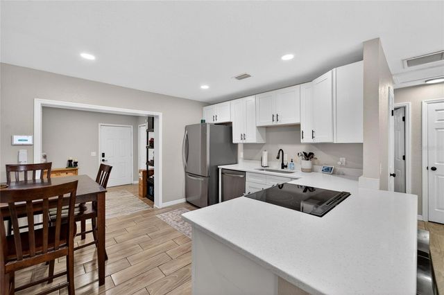 5502 PEACH AVENUE, Seffner, FL 33584