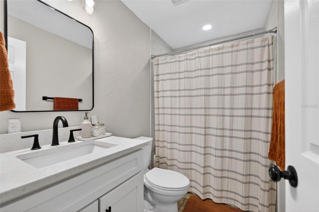 5502 PEACH AVENUE, Seffner, FL 33584