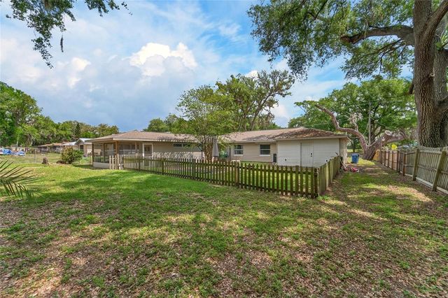 5502 PEACH AVENUE, Seffner, FL 33584