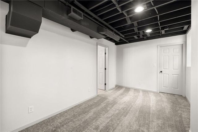 822 E 72nd Street, Kansas City, MO 64131