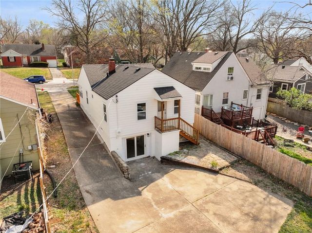 822 E 72nd Street, Kansas City, MO 64131