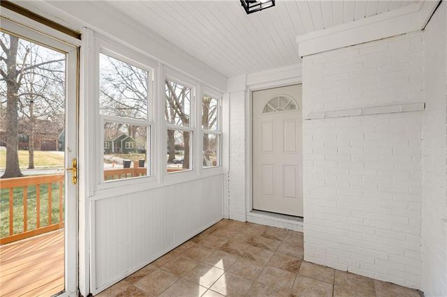 822 E 72nd Street, Kansas City, MO 64131