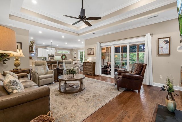 48 Springtime Ct., Murrells Inlet, SC 29576