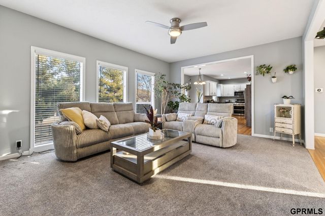 2521 N 167th Avenue, Omaha, NE 68116