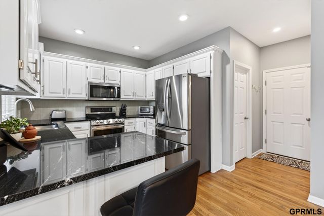 2521 N 167th Avenue, Omaha, NE 68116