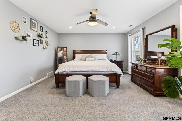 2521 N 167th Avenue, Omaha, NE 68116