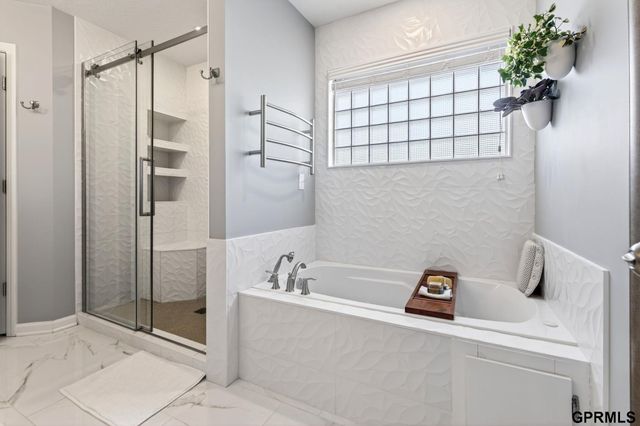 2521 N 167th Avenue, Omaha, NE 68116