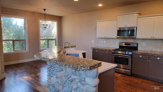 24440 Sparrow Lane, Middleton, ID 83644