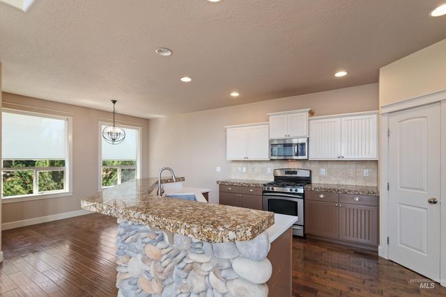 24440 Sparrow Lane, Middleton, ID 83644