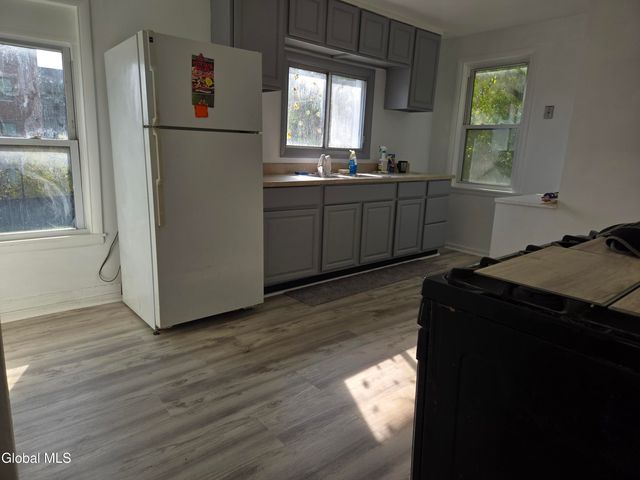 23 Sargent Street, Cohoes, NY 12047