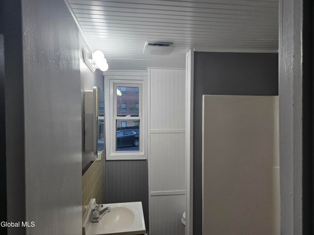 23 Sargent Street, Cohoes, NY 12047