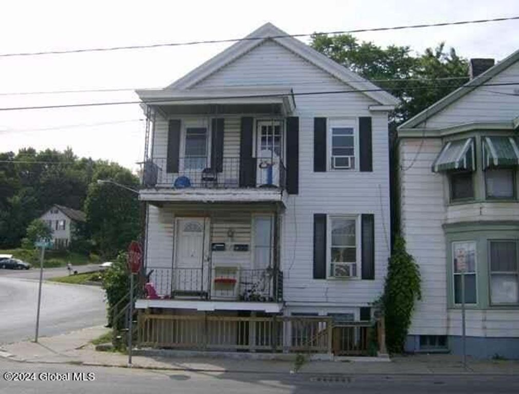 23 Sargent Street, Cohoes, NY 12047