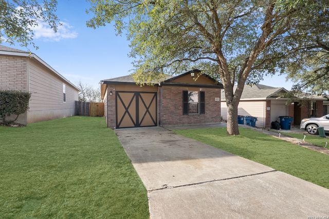 11002 Moonlit Cyn, San Antonio, TX 78245