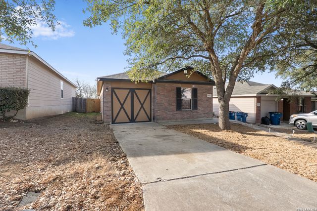 11002 Moonlit Cyn, San Antonio, TX 78245