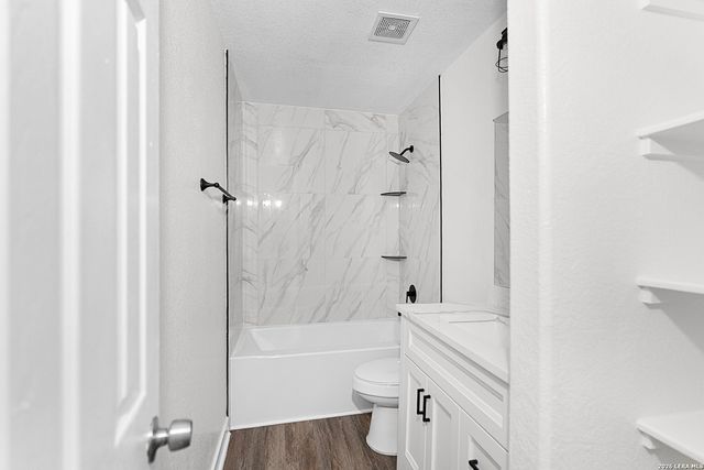 11002 Moonlit Cyn, San Antonio, TX 78245