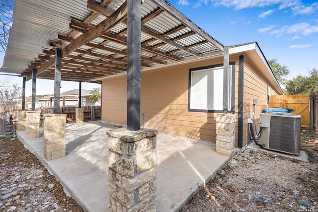 11002 Moonlit Cyn, San Antonio, TX 78245