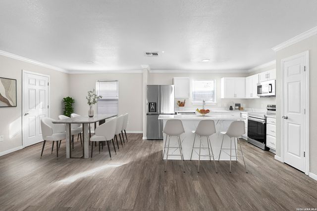 11002 Moonlit Cyn, San Antonio, TX 78245