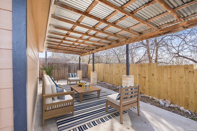 11002 Moonlit Cyn, San Antonio, TX 78245