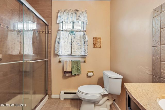 24 Saint Kitts Drive, Toms River, NJ 08757