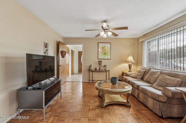 24 Saint Kitts Drive, Toms River, NJ 08757