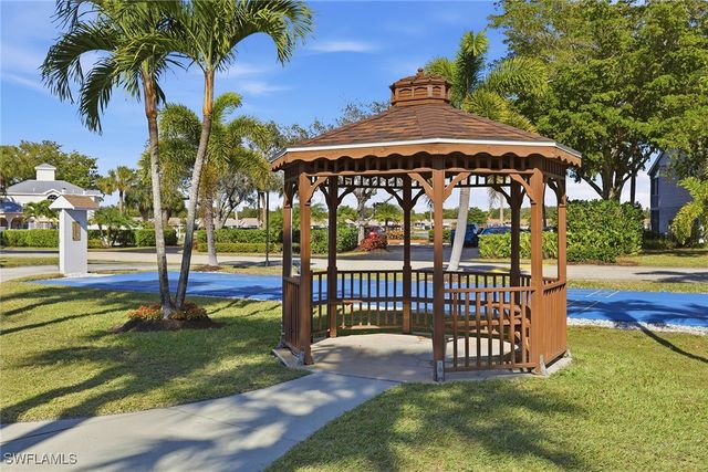 2842 Mizzen WAY, Naples, FL 34109