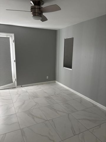 1820 E Morten Avenue 123, Phoenix, AZ 85020