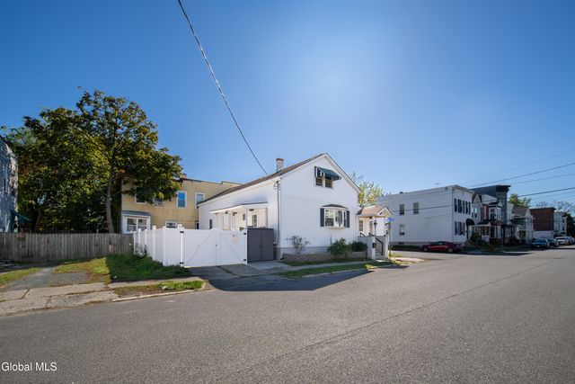 65 Park Avenue, Cohoes, NY 12047