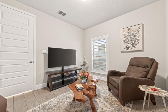 8922 Flounder Ridge Drive, Cypress, TX 77433